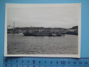 (J51)805 写真 古写真 船舶 海上自衛隊 自衛艦 121 護衛艦 軍艦