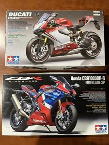 タミヤ 1/12オートバイシリーズ CBR1000RR-RファイアーブレードSP ドゥカティ1199パニガーレSトリコローレ