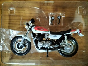 希少 黒フレーム あいつとララバイ 菱木研二 Kawasaki ZⅡ ボンバー 少年マガジン カワサキ アオシマ 1/24 訳あり