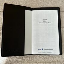 〈即決1,000円〉未使用ANA 2024年版　卓上メモカレンダーと手帳（外側は黒、Paul Stuart コラボレーション）セット_画像4