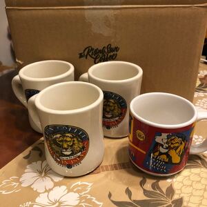 ライオンコーヒー　マグカップ　４脚セット