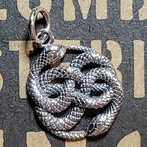 ネックレス silver925 ペンダント シルバー 蛇 輪廻転生 ベビ 大蛇 スネーク 送料無料 n0401の画像1