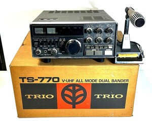 中古無線機 TRIO(トリオ) TS-770・スタンドマイク MC-50付属、動作未確認につきジャンク扱い