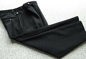ジャンフランコ・フェレ　ノータック・パンツ黒　★　サイズ50　　MADE IN ITALY　　USED美品