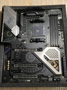 ASRock X570 Taichi ATX AM4 マザーボード AMD 本体とバックパネル