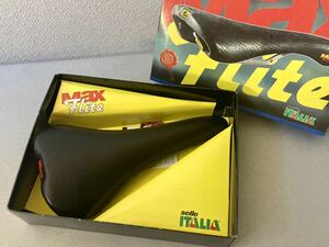  new goods Selle Italia saddle MAX flight Sella Italia flite MAX Flite # leather saddle # road bike 