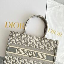 極美品 DIOR BOOK TOTE クリスチャンディオール オブリーク ロゴ トート ハンドバッグ ミディアムサイズ レディース_画像2