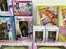 【同梱不可/現状】 ToLOVEる グッズ まとめ売り キャラ分け 金色の闇 フィギュア 立体マウスパッド ボイスクロック マグカップ 他_画像4