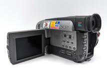 ★☆8mmテープのダビングに！ Video8/Hi8 対応 中古 良品 動作確認/点検清掃済 SONY ソニー Handycam ハンディカム CCD-TRV92 S-966-2☆★_画像3