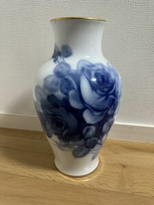 OKURA 大倉陶園 金彩 ブルーローズ 花瓶 花入 花生 花器 フラワーベース 陶器 