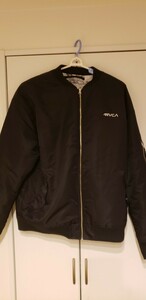 RVCA ルーカ　ブルゾン ジャケット アウター　上着　冬　XL オーバーサイズ スタンドジャケット　スタジャン