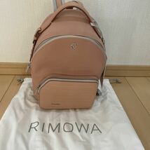 送料無料　未使用　RIMOWA リモワ バックパック ネバー スティル スモール ピンク　保存袋付き　リュックサック_画像1