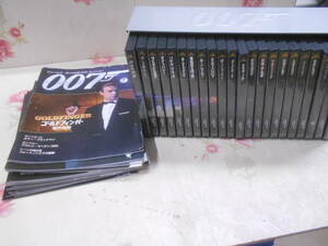 11◎★／ジェームス・ボンド公式DVDコレクション　全22巻＋ブックレット22冊　アルミケース破損