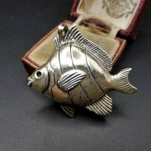 ×1950年代 JewelArt 魚 FISH 立体 スターリングシルバー ヴィンテージ ブローチ USA ジュエリー ペンダント チャーム 40'50's 3D R12-US①