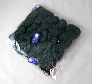 緑・もえぎ色　スラブ毛糸(18)　5カセまとめて　約250ｇ　ウール90%、ポリエステル10%