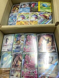 ポケモンカード　引退　2000枚以上　売り切り　キラカードあり　画像全て　人気カードなど　CHR Eカードあり