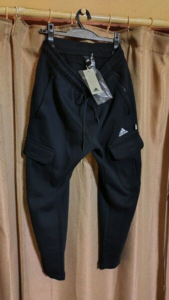 【在庫貴重サイズ】ほぼ新品 アディダス 裏フリース カーゴパンツ 暖かい XL サイズ 古着 お得 ジャージ 厚め生地 プーマ
