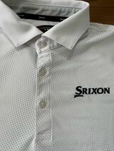 送料込み！SRIXON DESCENTE 半袖ポロシャツ コラボ 白 Mサイズ スリクソン デサント GOLF ゴルフウェア 165-175 半袖シャツ_画像2