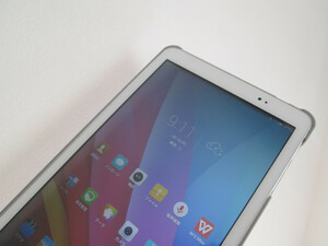 Huawei MediaPad T1K 10.0 LTE(T1-A22L)◆クアッドコア1.2GHz 8GB 9.6インチ 1280×800ピクセル SIMフリー Android4.4.4