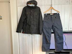 送料込 希少 686 × Levi's six eight six リーバイス 上下セット サイズS USED コラボ Denim デニム 送料無料