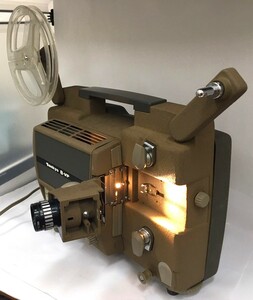 5280【中古品】Sankyo 8-VP 8mmプロジェクター 映写機　昭和レトロ　年代物　映像　コレクション　アンティーク　