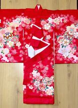 ◆桜と手毬♪正絹女児宮参り着セット◆ 上質紋綸子　裄47 お値打ち 金糸刺繍_画像3