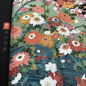 着物月花　作家物　総刺繍　相良刺繍　蘇州刺繍　品のある花　黒留袖　未使用品　正絹　金糸　共八掛　ki319