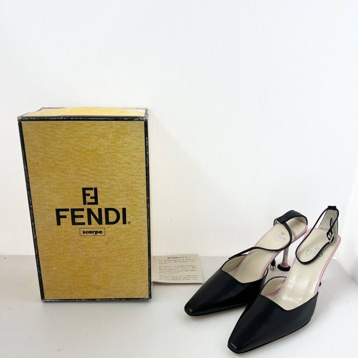 2024年最新】Yahoo!オークション -(フェンディ fendi) (サンダル