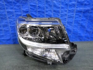 2035　タントカスタム　LA600S　LA610S　後期　トップエディション　右ライト　LED　100-51392　XZ　美品