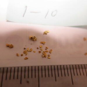 金ナゲットカリフォルニア鉱脈金塊ゴールドフィンガー ナゲット 10粒以上 1の画像1