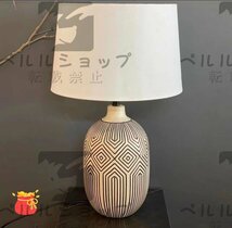 「室内芸術」高級感満載 上品 照明スタンドライト ．テーブルランプ デスクライト 卓上ステンド アンティーク調スタンド 高さ53cm_画像4