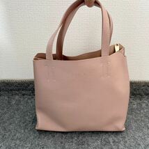 FURLA　フルラ　ハンドバッグ　ベージュピンク　レザー通勤　通学　並行輸入品　ブランドロゴかすれあり　未使用_画像2