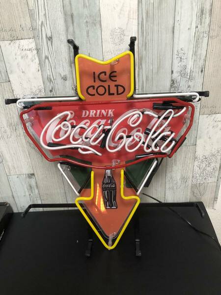 ♪♪送料無料　コカコーラ　ネオンサイン　特大50ｃｍ　★Coca-Cola★　ガレージ　インテリア　贈り物　アメリカン　店舗　装飾　♪♪