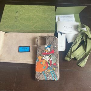  Gucci iPhone кейс сотрудничество Дональд 