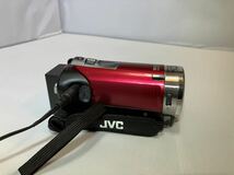 【1円出品】中古美品デジタルビデオカメラ JVC GZ-E770-R_画像1