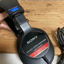 SONY ソニー ヘッドホン MDR-CD900ST 密閉ダイナミック型 音響機器 中古 _画像2