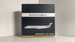 1/200 Gemini200 / American Airlines アメリカン航空 BOMBARDIER CRJ700 旅客機　