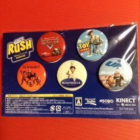 ディズニー ピクサー 缶バッジセット KINECT RUSH XBOX 360 購入特典【Cars・TOY STORY・INCREDIBLES・RATATOUILLE・UP】日本製 グッズ