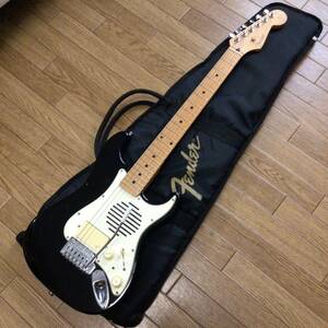 送料無料 Fender Japan ST-CHAMPミニ ストラトキャスター アンプ内蔵