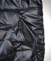 ナイキ ハーフジップ シンセティックフィル ジャケット 2XLサイズ 定価13200円 ブラック 黒 メンズ 中綿 パデッド アウター フード付き_画像8