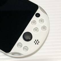 PS Vita 本体 うたのプリンスさまっ♪ マスコットキャラクターズ刻印モデル（グレイシャーホワイト）pch-2000 PSVITA_画像4