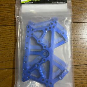 新品未開封 integy 品番T8608 BLUE RC Model Hop-ups Alloy Main Chassis Set for Tamiya タミヤ CR01 メインシャーシセット 超希少 USAの画像4