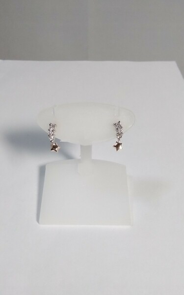 K18YG/Ptコンビダイヤピアス！0.10ct.。