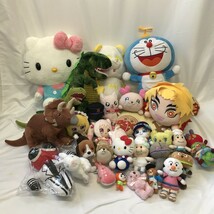 ぬいぐるみ 大量 まとめてセット ドラえもん 鬼滅の刃 アンパンマン ハローキティ ゴジラ プリキュア 恐竜 梶Y1121-31_画像1