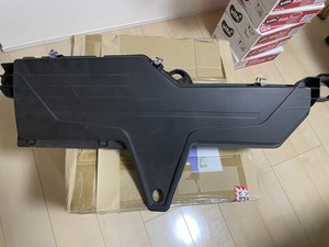 BMW F30 328i 純正　純正エアクリーナーBOX　エアクリーナーBOX