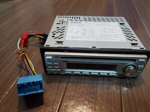 SANYO　CDF-R310　1DIN　カーオーディオ　スズキ車取り外し　ホンダ/スズキ20P対応