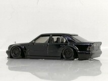 Hot WHeeLs MERCEDES-BENZ 500 E 改 深リム ローダウン 改造 黒オールペン エンブレム マスコット カスタム_画像4