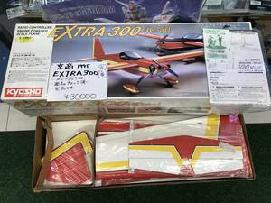  京商　1995　《EXTRA 300　４C-50 クラス　80％完成　フィルム張り　今となっては希少品です　パーツチェック済み《群馬発》　