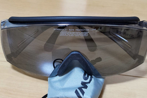 SWANSサングラス：ULTRAVIOLET RAYS PROTECTION