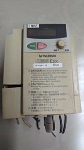 MITSUBISHI 三菱 インバーター FR-E520-1.5K　
